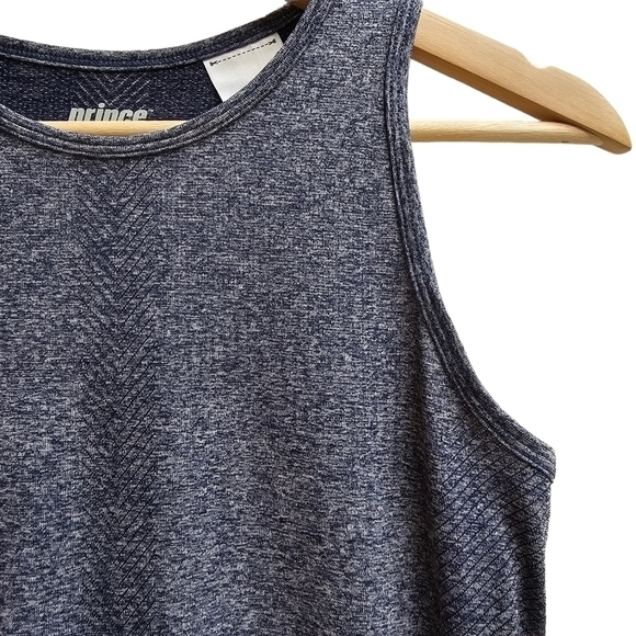 Prince Seamless Tennis Tank with Arrow Stripe Detail, Size Small - Picture 4 of 7